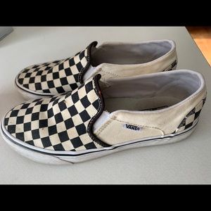 checkered vans